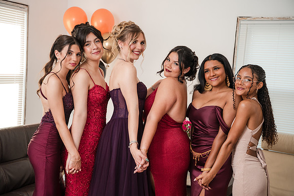 Prom2025-198