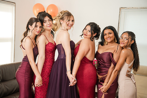 Prom2025-197