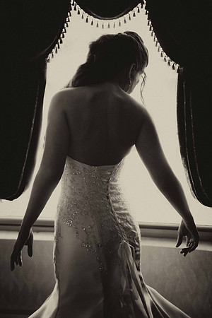 32-Bride-Dress-Back-Lace-Wedding