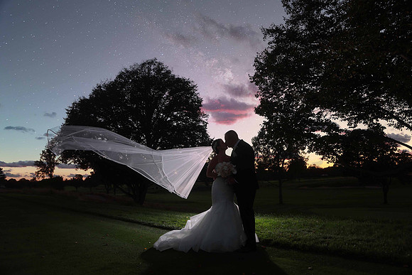 51-Bride-Groom-Wedding-Sunset-Veil