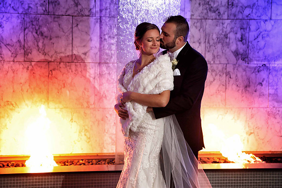 05-Bride-Groom-Wedding-Fire-Pit