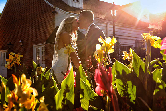 08-Bride-Groom-Wedding-Sun-Flare-Flowers
