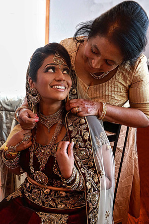 20-Bride-Mom-Wedding-Indian-Saree