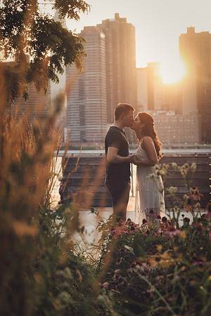 14-Engagement-Couple-LICity
