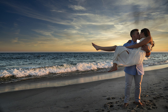 29-Engagement-Couple-RobertMoses