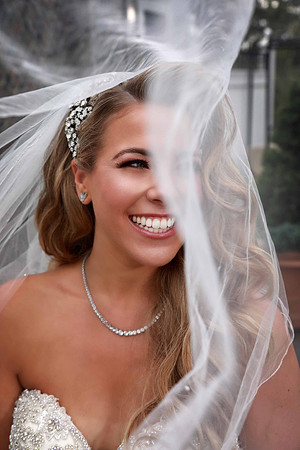 18-Bride-Veil-Wedding-Laugh-Smile