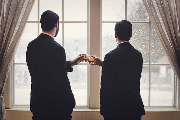 41-Groom-Wedding-Guys-Boys-Men-Toast