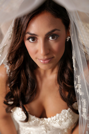 91-Bride-Wedding-Veil-Close-Portrait